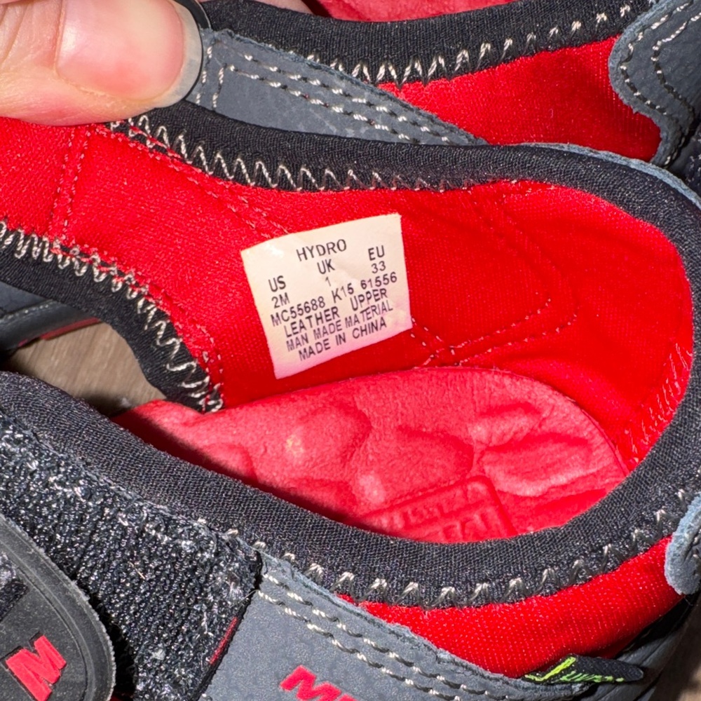 Merrell Boys Shoes - Picture 3 of 3